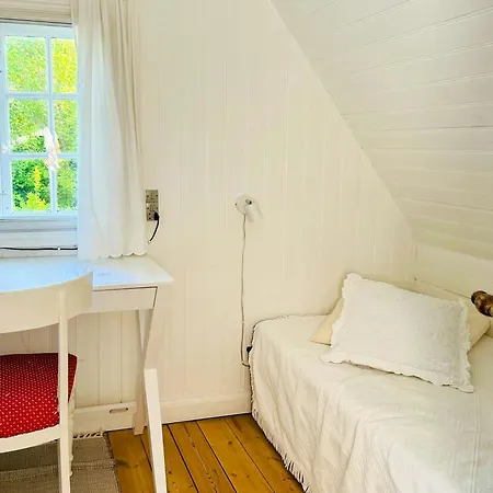 Wooden House From 1921 Near The Sea In Holiday home Gilleleje