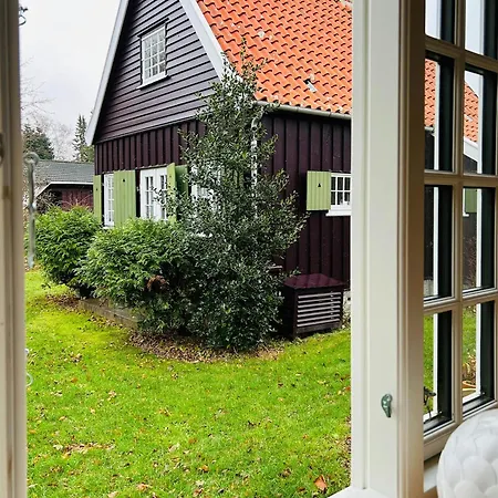 Holiday home Wooden House From 1921 Near The Sea In Gilleleje